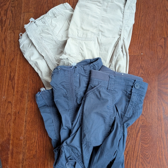 Style & Co Casual Cargo Pants Pair in Khaki & Blue Capri Length Runs Large - Picture 6 of 7